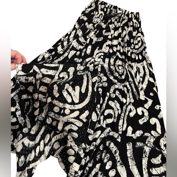 Haute Hippie bohemian black & white high low Maxi Skirt - Picture 4 of 5